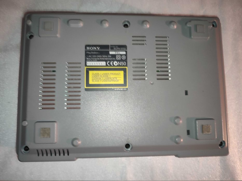 Konsola scph-5552 Playstation psx