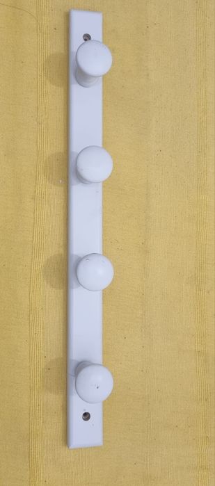 Cabide para Parede em Branco