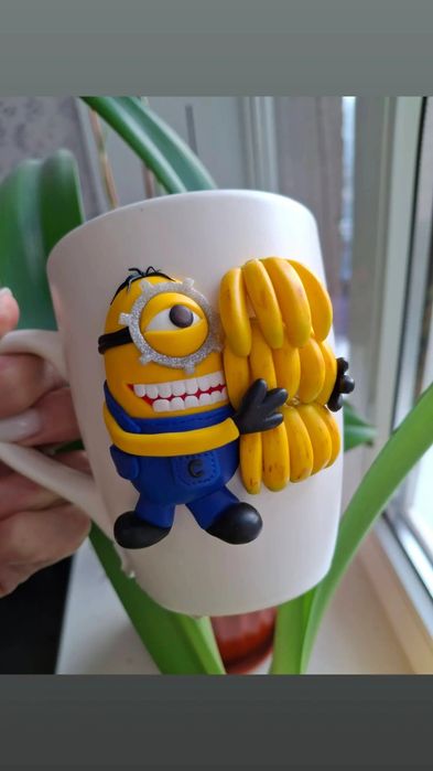 Кружка декорована полімерною глиною