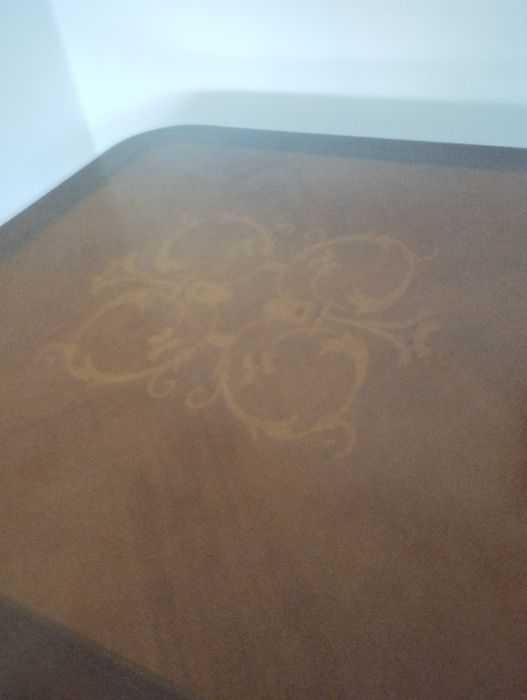 Продам малайзійський стіл