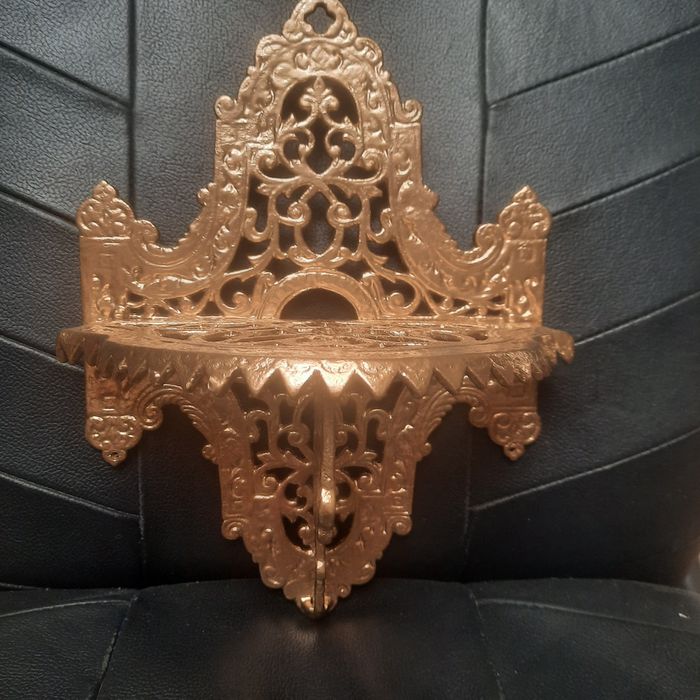 Полочка на стену