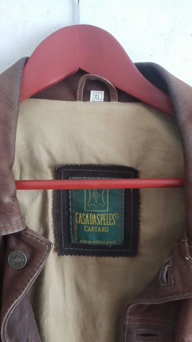 Casaco de pele castanho