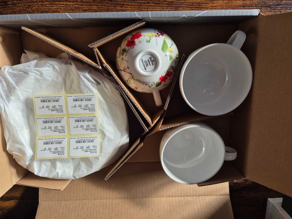 Filiżanka z serii Tajemniczy Ogród firmy Rosenthal, nowa