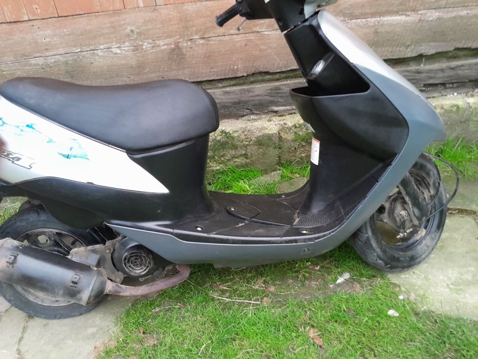 Пподам скутер сузукі