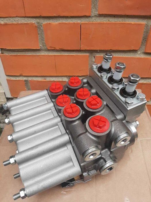 Гидрораспределитель 2/3 секц Р80 | Р40 3/1-222 МТЗ,ЮМЗ,Т40,25,16 Т-150