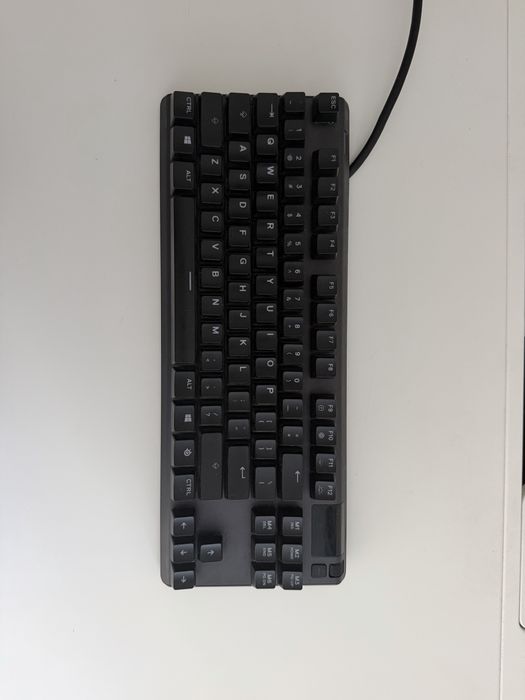Apex 7 TKL Red Switch
