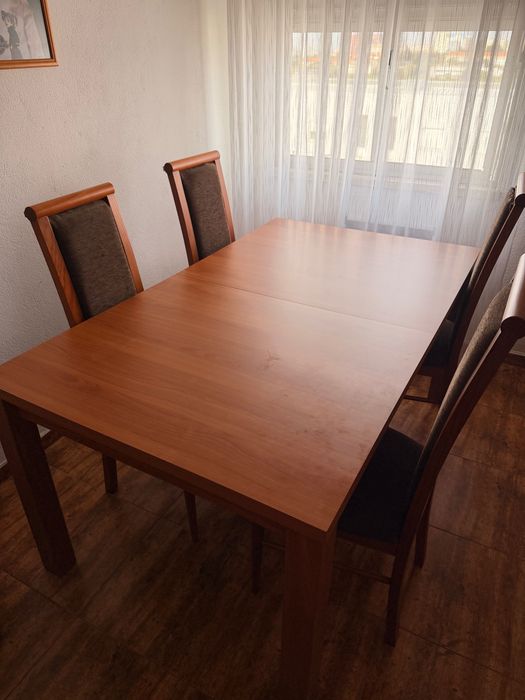 Mesa jantar com 4 cadeiras