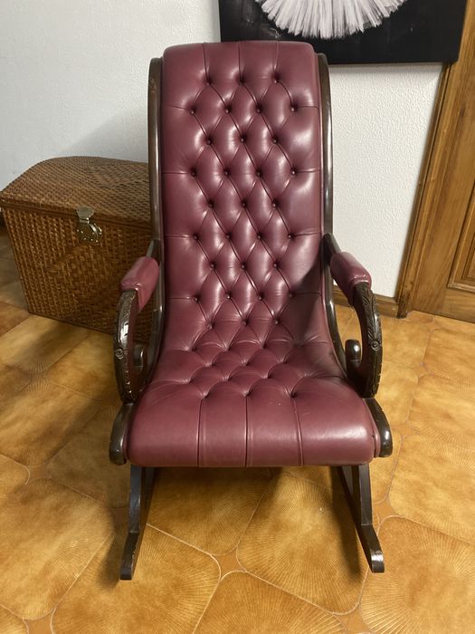 Cadeiras de Baloico , em pele e madeira maciça -  2 unidades