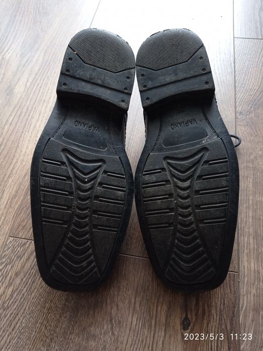 Eleganckie buty chłopięce półbuty wkładka 23,7 cm rozm 36 / 37 komunia