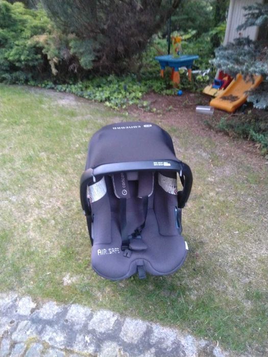 Fotelik samochodowy Concord Air Safe i-Size wraz z bazą