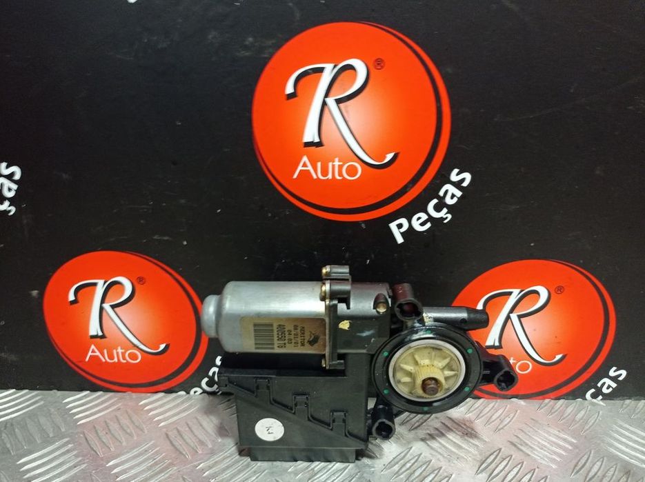 Motor Do Elevador Porta F.E Skoda Fabia I Combi (6Y5)