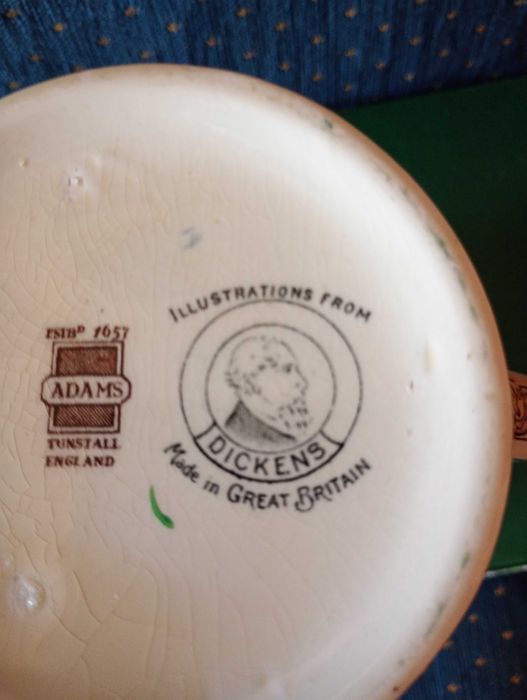 Kufel Tunstall "Dickens".