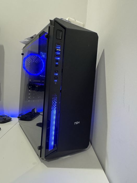 Torre Gaming - 16GB RAM - 500GB SSD