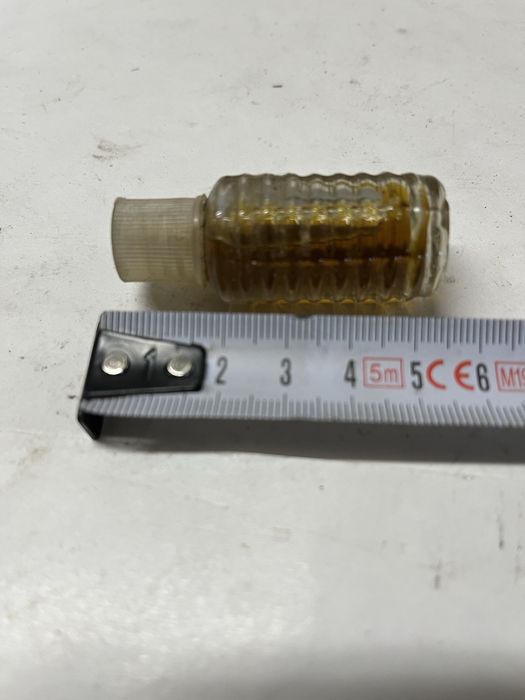 Stary flakonik perfum PRL
