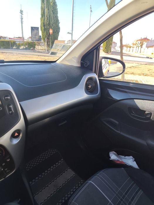 Peugeot 108 muito bom estado