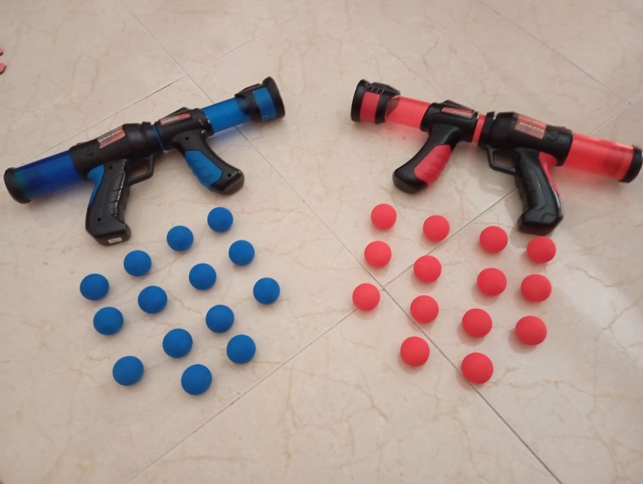 Pistolas de bolas para crianças