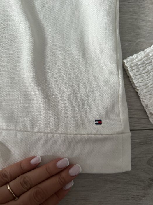 Кофта бренду tommy hilfiger