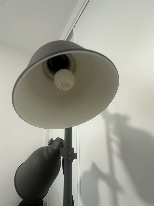 Candeeiro de pé da loja ikea