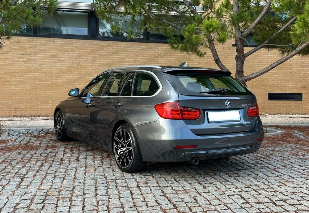 Bmw 320 D Sport caixa automatica 8v 2014