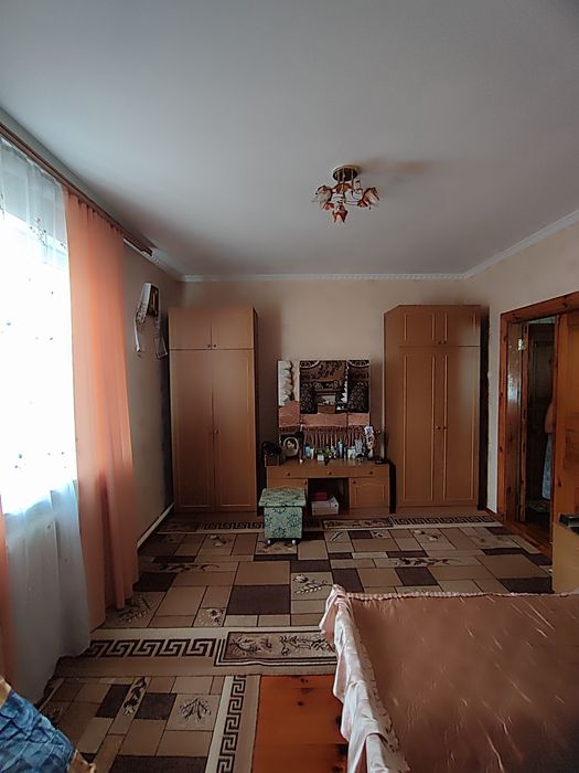 Продається добротний будинок в м.Малин