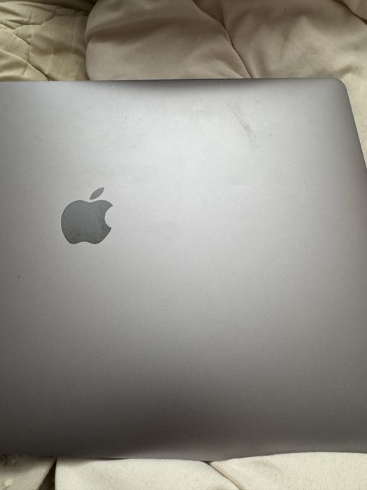 Macbook Pro 2017 i7 512