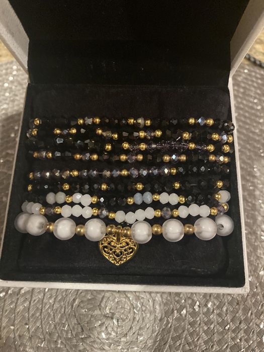 Ręcznie robione branzoletki