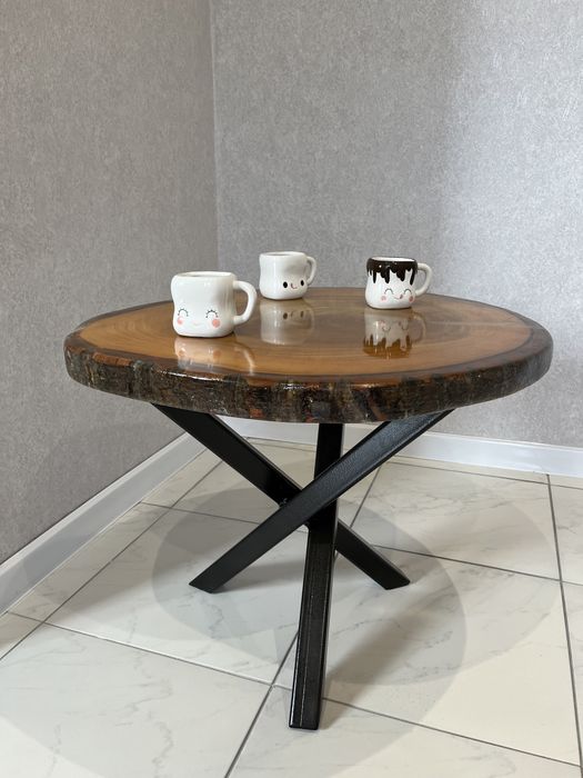 Журнальний стіл