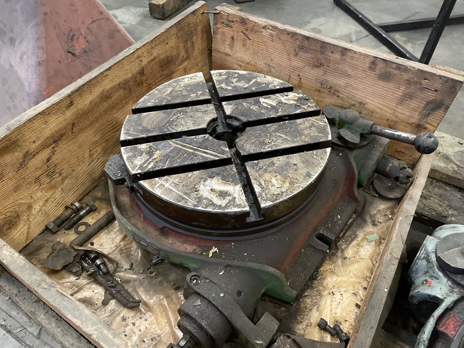 Stół obrotowy 315 podzialowy do frezarki z napedem