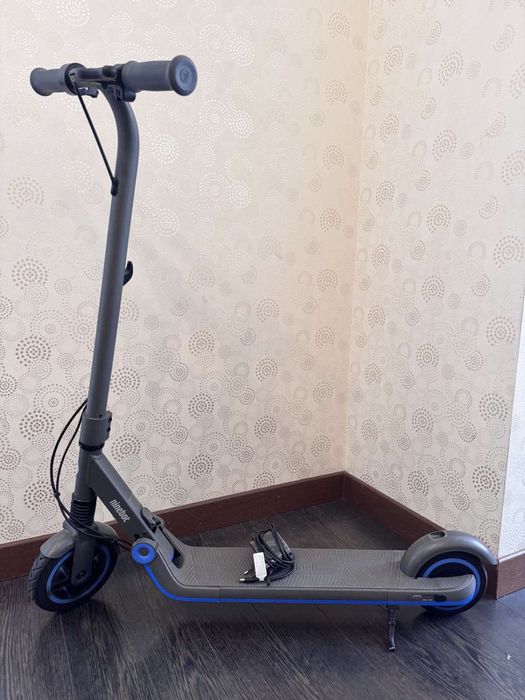 Дитячий електросамокат Segway Ninebot Zing E10 — Гарний стан!