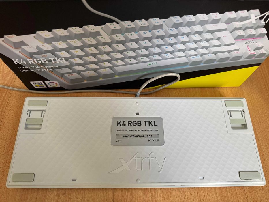 Teclado Mecânico XTRFY K4 RGB TKL