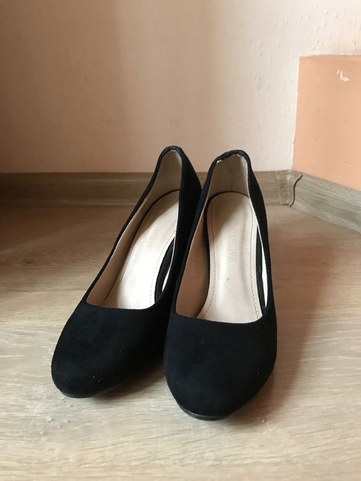 Туфлі/ Підбори