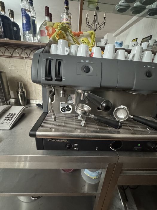 Maquina de cafe industrial FAEMA