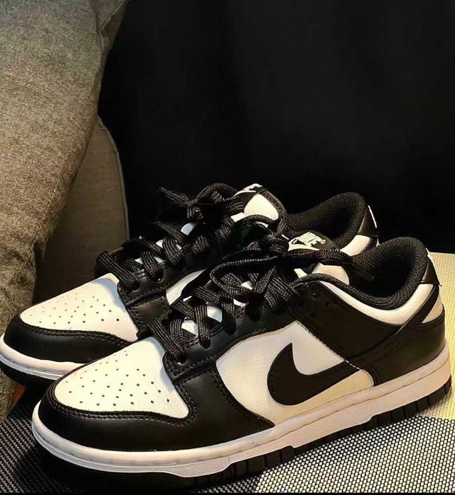 Nike Dunk Low Czarny R.38
