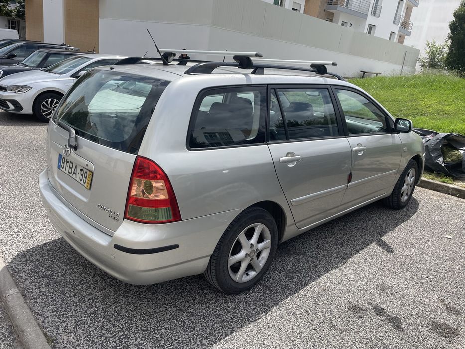Carrinha Toyota Corolla — photo 2