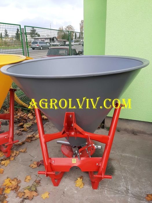 Розкидач міндобрив 300 л