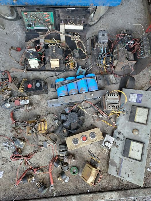 Mostki prostownicze/spawalnicze oraz inne części