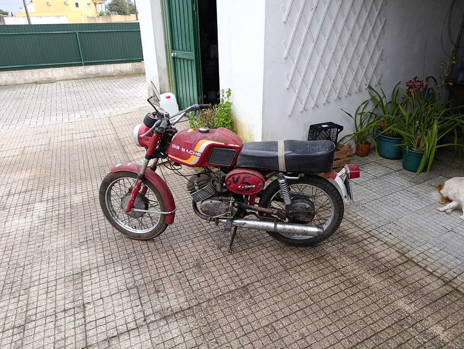 Motorizada Sachs V5