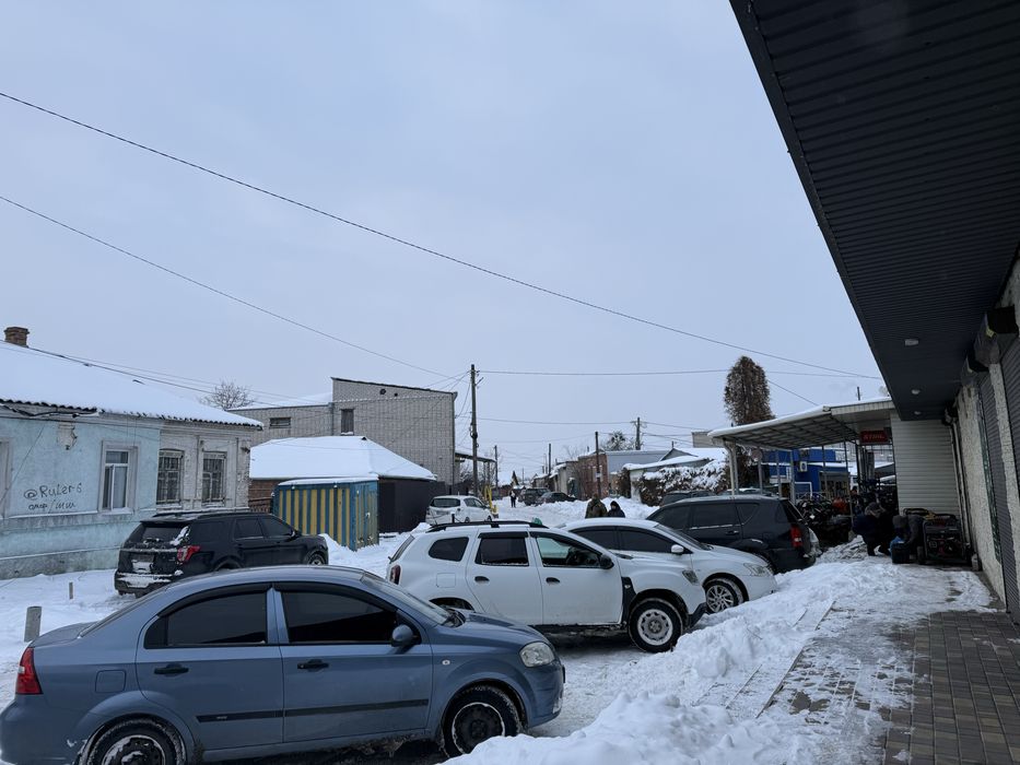 Продам  комерційне приміщення