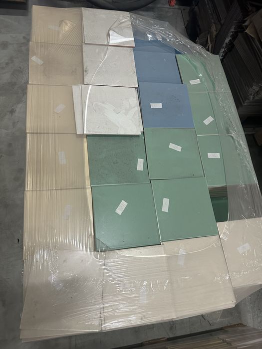 Sprzedam plytki Paradyż pastel 20x20