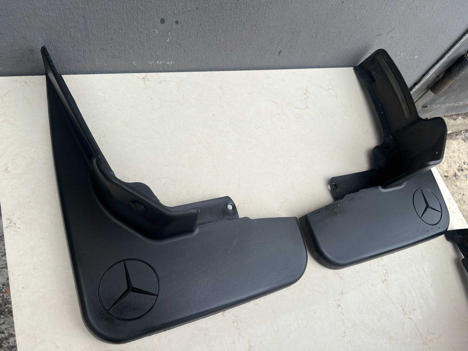 Брызговик Mercedes ML W164 комплект брызговиков GL X164 бризговик