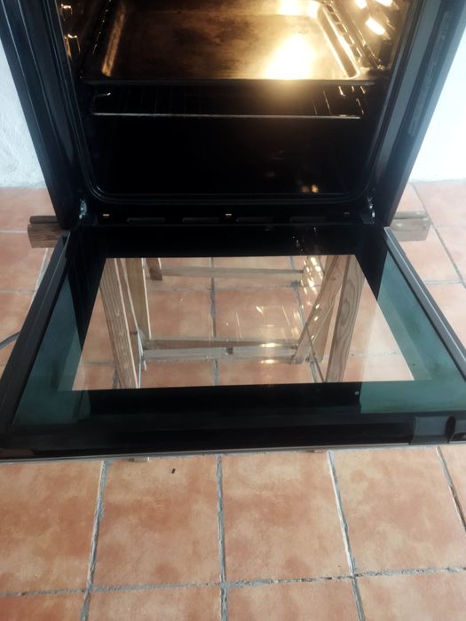 Forno fogão em inox, aquece muito bem, pouco uso, bom estado