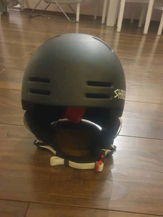 kask narciarski Shred
