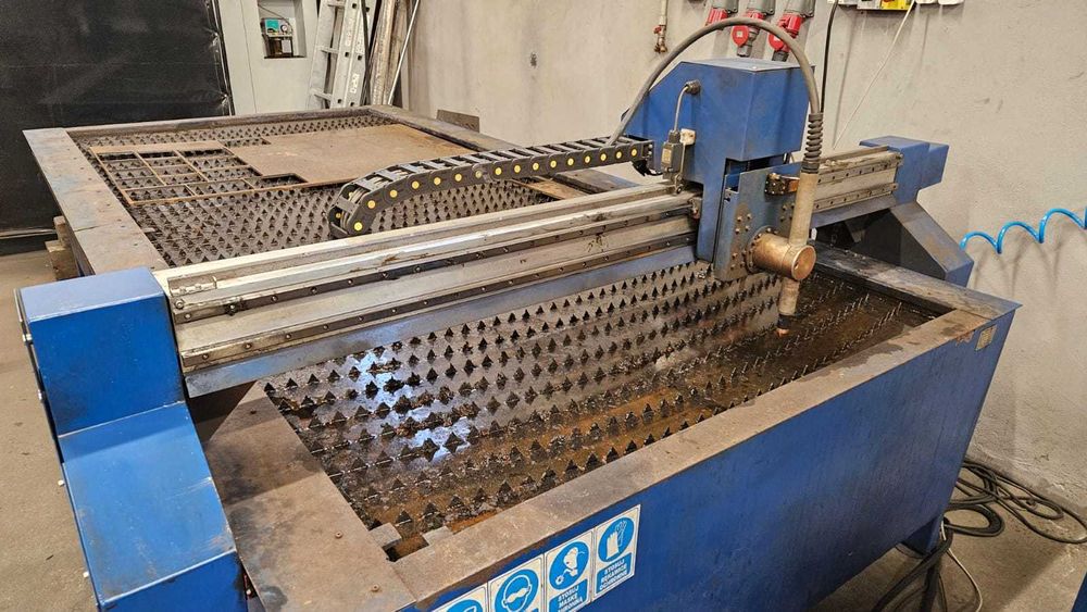 Wycinarka plazmowa CNC 105A Hyper Therm