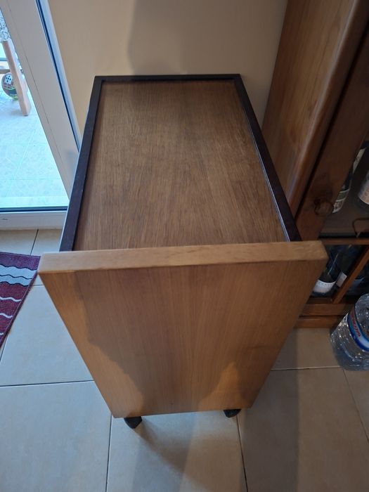 Bar para garrafas de bebidas