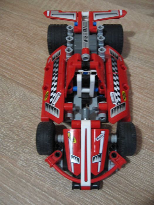 LEGO 42011 Technic Samochód wyścigowy