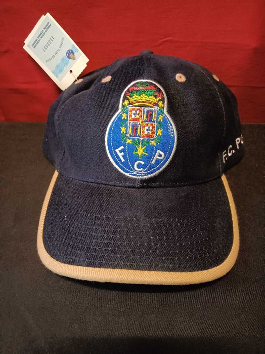 3 Chapéus em estado novo