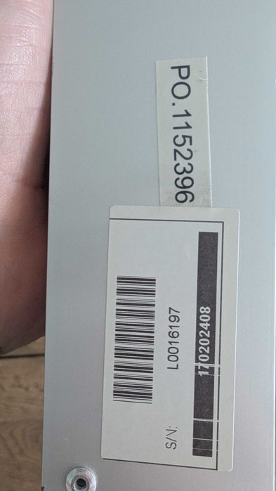 PDU 8 Tomadas para Rack 19” com Interruptor - Distribuição de Energia