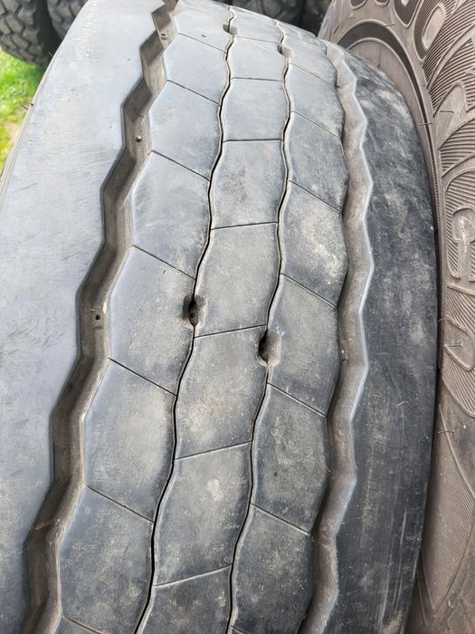 Шини 385 65 22.5