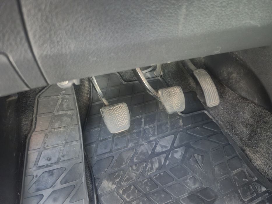 Toyota Corolla 2009 год