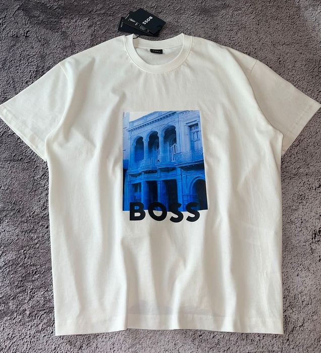 Футболка оверсайз. HUGO BOSS